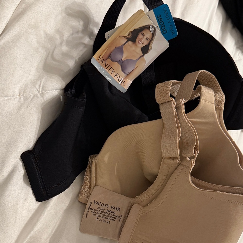 Vanity Fair Black and Tan Bras